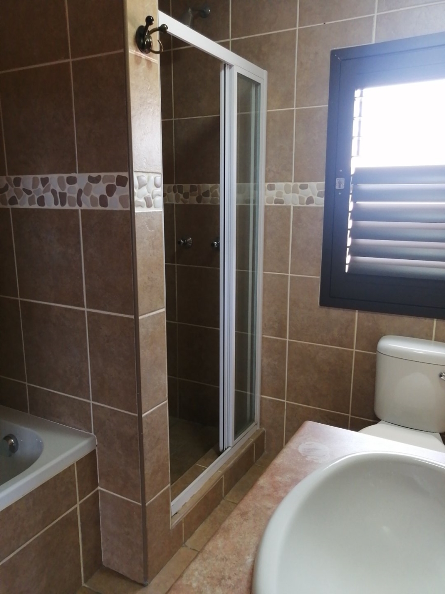 To Let  Bedroom Property for Rent in Cola Beach Western Cape
